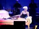 Filename=touch56.jpeg
Filesize=43KiB
Dimensions=320x240
Date added=May 05, 2009 touch56.jpeg
